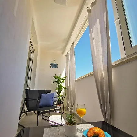 Apartment Liznjan Ližnjan