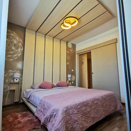 Apartment Apartment Liznjan